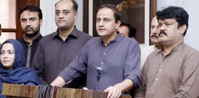 karachi-open-manhole-ibrahim-incident-murtaza-wahab-condolence