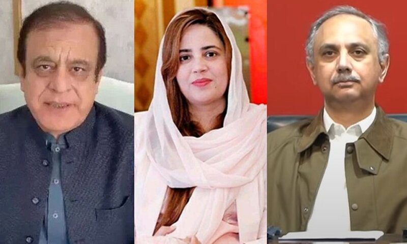 انسداد دہشتگردی عدالت کے باہر پی ٹی آئی رہنماؤں کے کیسز کی تفصیلات کے حوالے سے تصویری منظر