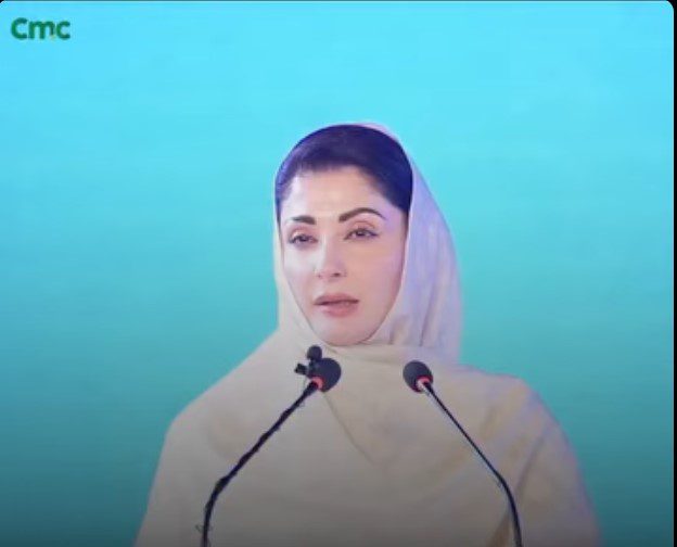 وزیراعلیٰ مریم نواز جھنگ ڈسٹرکٹ ہسپتال میں کیتھ لیبارٹری کی سنگ بنیاد کی تقریب کے دوران خطاب کر رہی ہیں۔