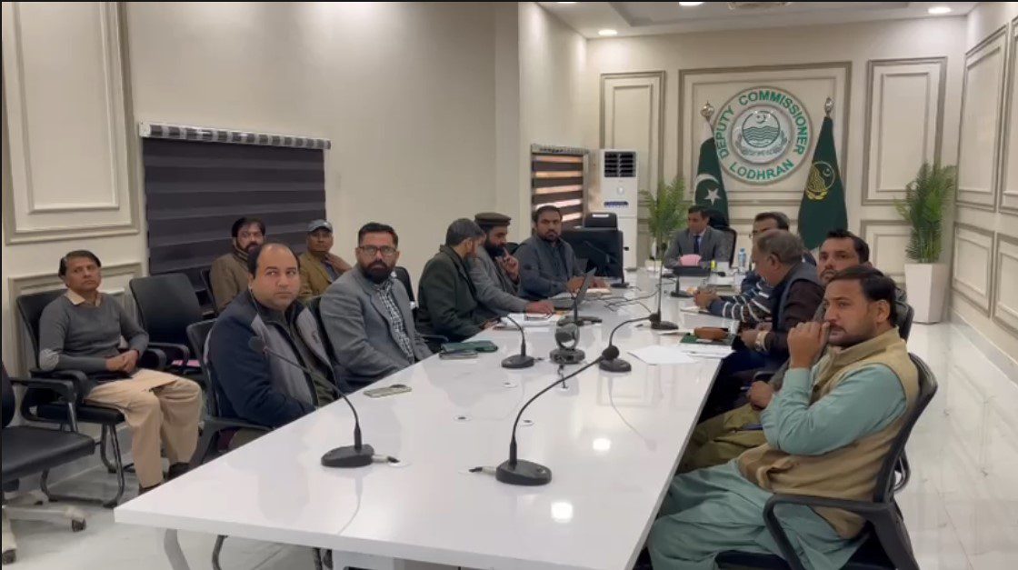 لودھراں۔ڈپٹی کمشنر محمد اشرف شکایات کے بروقت ازالے کیلئے متحرک