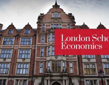 “پاکستانی نژاد طالبہ ریحاب شیخ نے LSE کے خلاف عدالت سے رجوع کر لیا، داخلہ متاثر ہونے کا الزام”