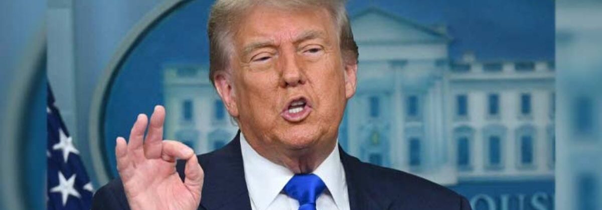 ڈونلڈ ٹرمپ میڈیا سے گفتگو کرتے ہوئے، ایران سے مذاکرات اور عالمی صورتحال پر بیان دیتے ہوئے منظر