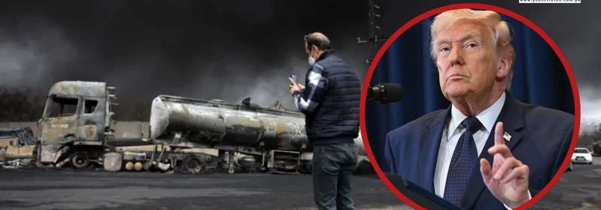 عالمی منڈی میں تیل کی قیمتوں میں کمی کے پس منظر میں خام تیل کے بیرل اور اسٹاک مارکیٹ کے گراف کی علامتی تصویر۔