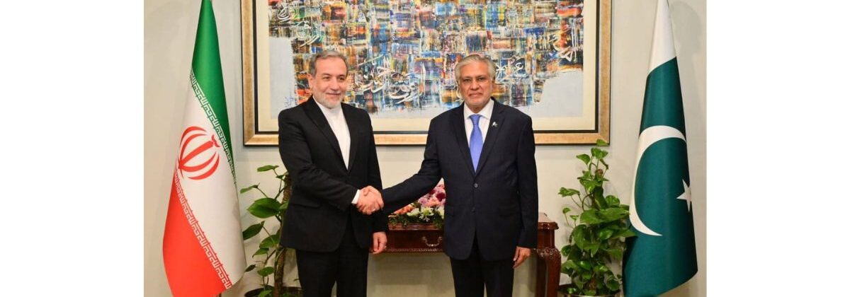 اسحاق ڈار اور ایرانی وزیر خارجہ کے درمیان ٹیلی فونک رابطہ، مذاکرات اور علاقائی امن پر گفتگو