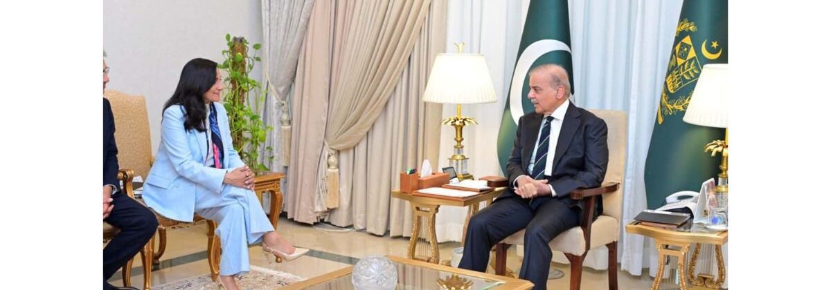 وزیراعظم شہباز شریف اور کینیڈین وزیر خارجہ انیتا آنند کی ملاقات