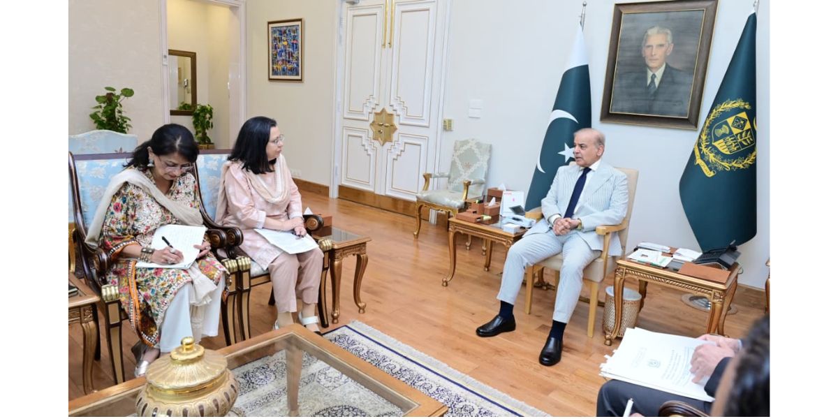 زیراعظم شہباز شریف سے گیٹس فاؤنڈیشن وفد کی ملاقات کی نمایاں تصویر